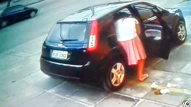 quick, poop, defecation - quick poop webcam woman