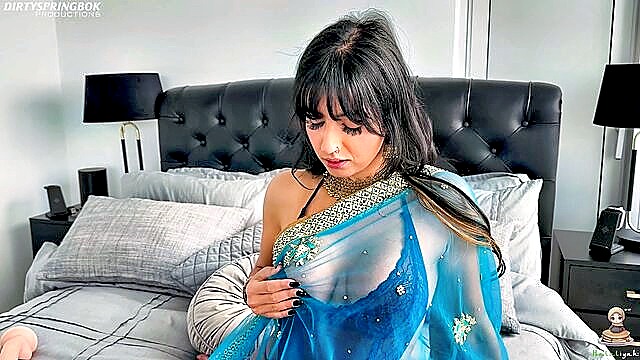 pussies, banging, girl - bhabi aaliyah yasin hot