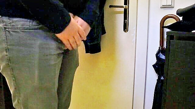 amateur, big cock, peeing - desperate hunk needs toilet relief