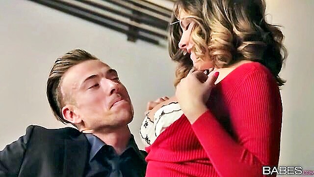 office obsession porn : Babes