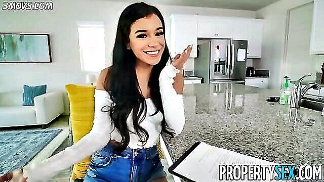 Savannah Sixx - lease bypass sex tenant Property Sex
