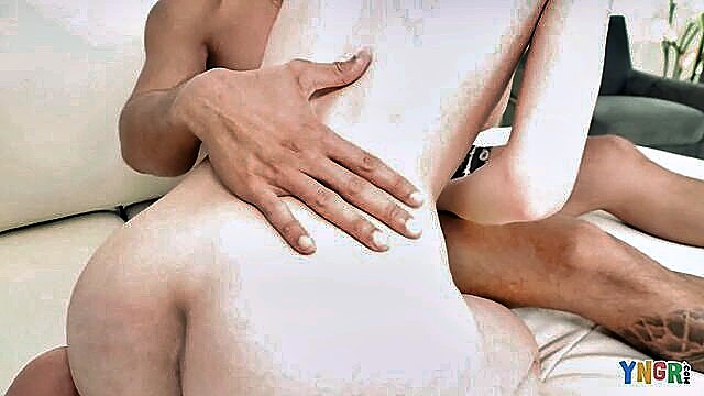 thalia hayes, pale teen, mike skywalker - thalia hays vamos