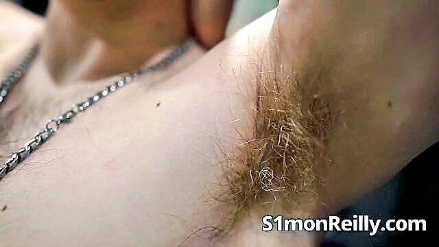 S1monReilly - dominant submissive gimp action