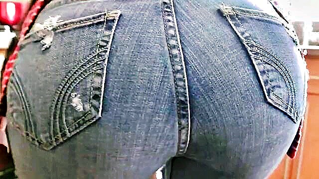 busty milf gets a cumshot on her breasts in public : Milf