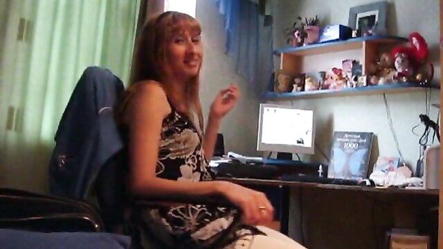amateur girl gets covered in fresh cum : ama