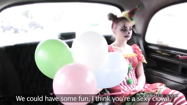 amateur couple enjoys voyeur sex in fake taxi : Fake Taxi