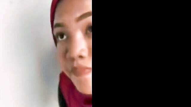 amateur, asian, beautiful - indian khmer woman gives beautiful hijab blowjob