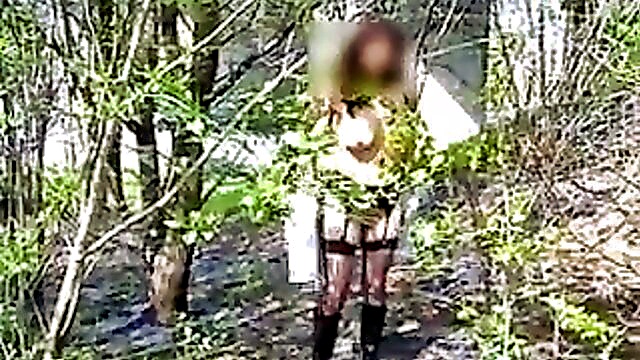 eb presents a public sex video of a woman undressing by the side of the highway : GoExpose