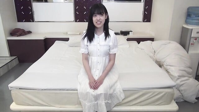 japanese, amateur, かわいい - japanese amateur beauty in a cute milf video