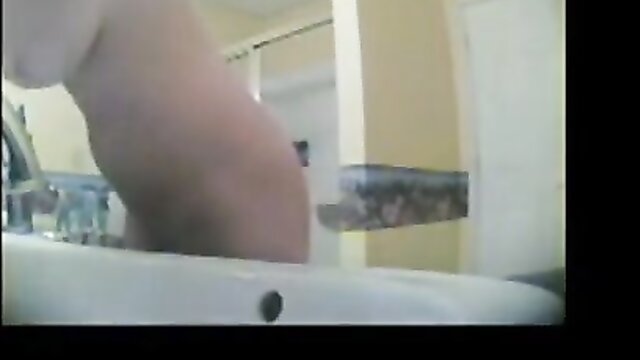 muck1979mccarthys vr porn video featuring a hidden camera in the bathroom : Muck1979McCarthy