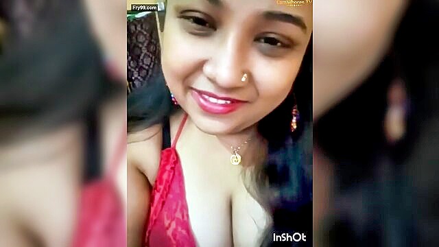 cam, big tits, amateur - curvy indian girl with big breasts filmed on camera