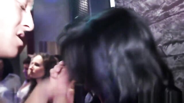 amateur porn with interracial fucking and blowjobs at a dance party : holden_bruen